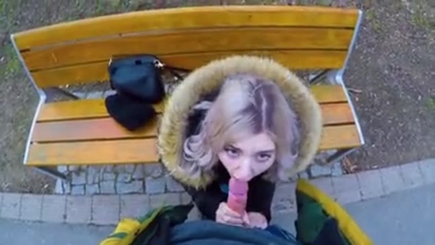 Pornô de paquera por dinheiro em parque público com garota gostosa
