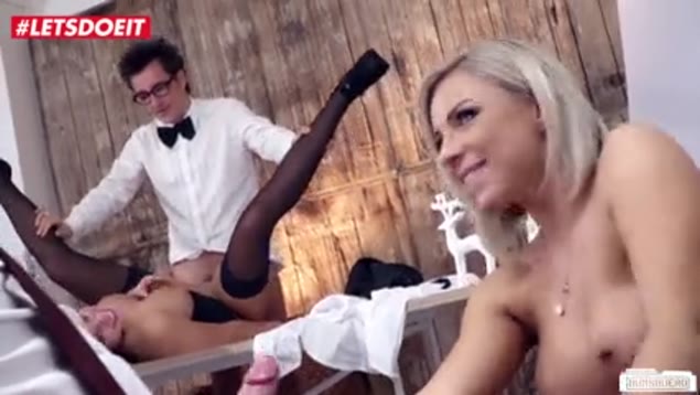 A festa de ano novo no escritório virou uma orgia de sexo alemã
